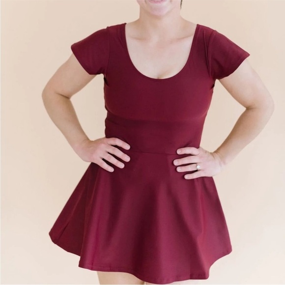HONEYMARK swimsuit pepper dress top in wine burgundy - Picture 3 of 8